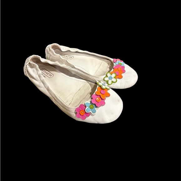 Coach Shoes - Coach White Flats with Multicolor Floral Vanessa Design size 7